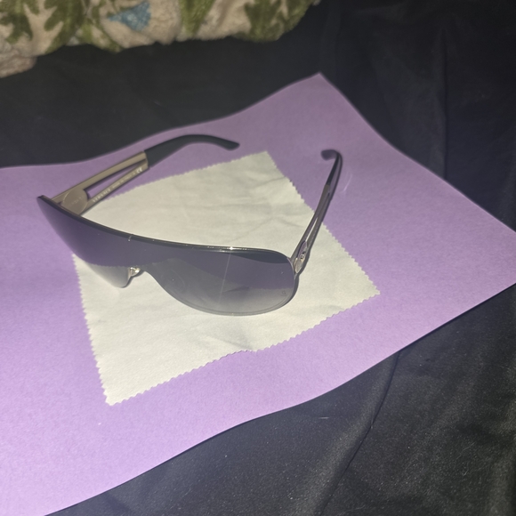Versace Men's Sunglasses with Black Lenses and Silver Frame - Picture 1 of 9